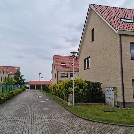 Apartament Mamert Устроне Морске Екстериор снимка